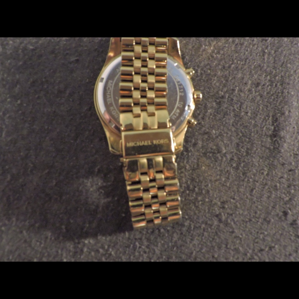 Michael kors men’s Lexington gold watch - Picture 4 of 4